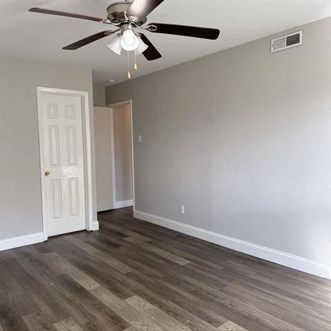 Building Photo - 422 Woodmere Dr