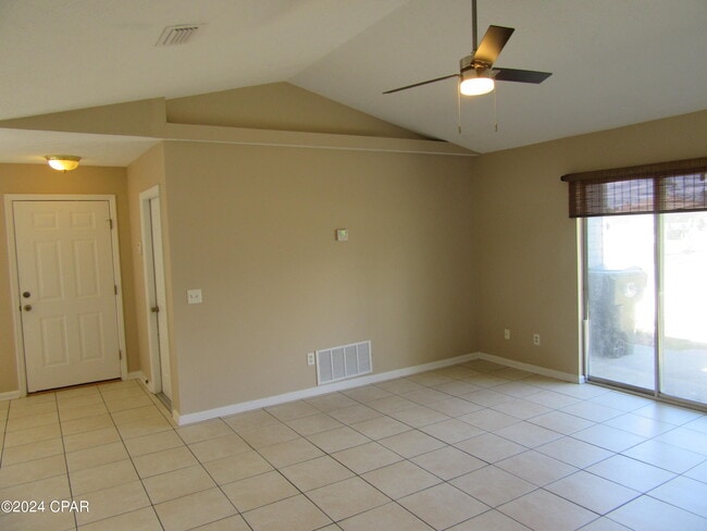 Building Photo - 1601 Louisiana Ave