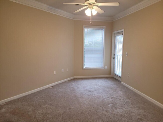 Building Photo - 1850 Cotillion Dr