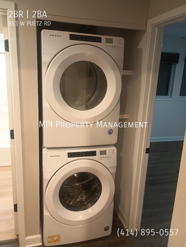 Building Photo - 853 W. Puetz Road - 2 Bedroom, 2 Bathroom ...