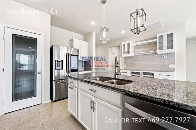 Building Photo - 504 Banbury Ct