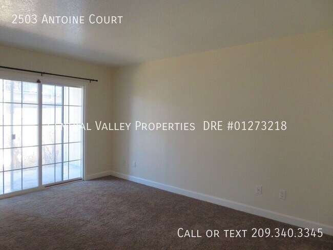 Building Photo - 2503 Antoine Ct