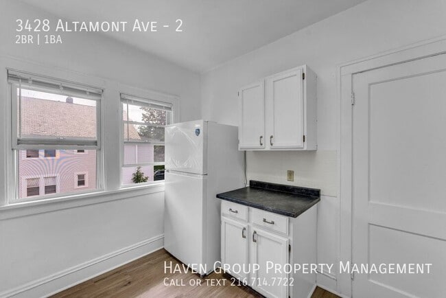 Building Photo - 3428 Altamont Ave