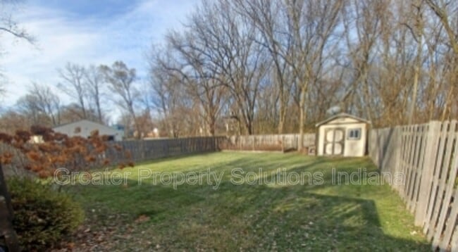 Building Photo - 412 W South St