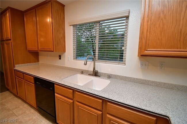 Building Photo - 11227 Andreola Ct