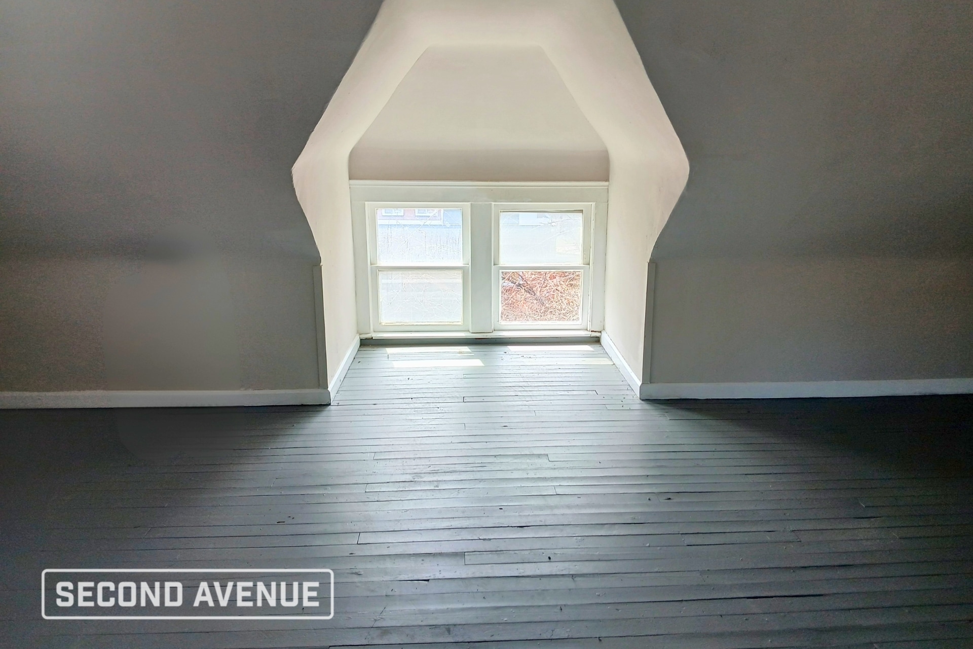 Building Photo - 2854 E 128th St