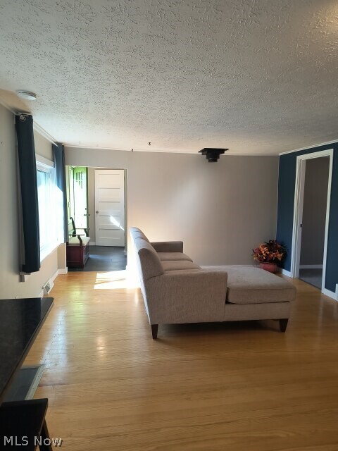 Building Photo - 3447 Wyoga Lake Rd