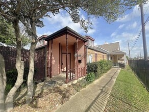 Building Photo - 3147 Royal Gable Dr