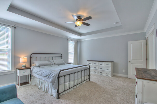 Building Photo - 1113 Camden Cir