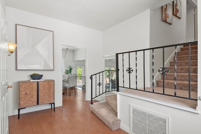 Building Photo - 700 S Yorba St