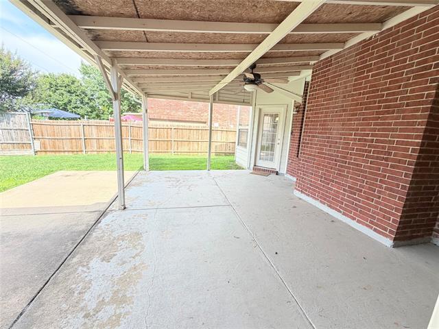 Building Photo - 301 Mimosa Dr