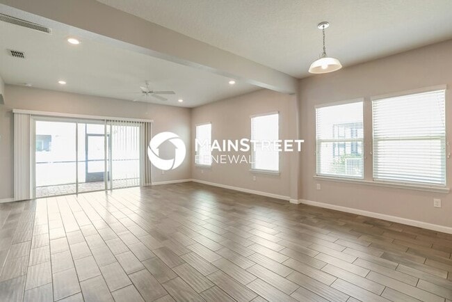 Building Photo - 3 Bedroom Pet-Friendly Home in Jacksonvill...