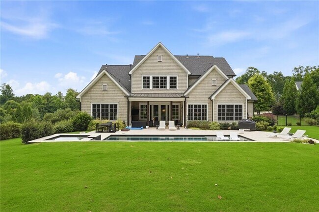 Building Photo - 1012 Summit View Ln