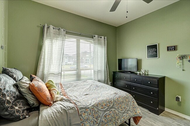 Building Photo - 5817 Bella Di Giorno Dr