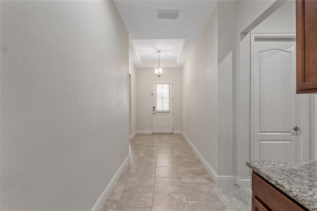 Building Photo - 2460 Promenade Dr