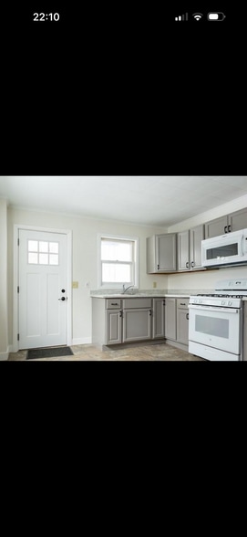 Building Photo - 3555 Humboldt Ave N