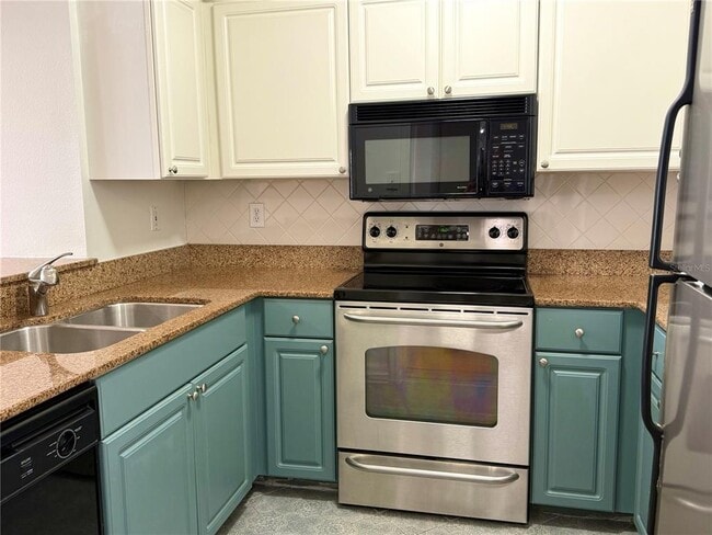 Building Photo - 800 S Dakota Ave