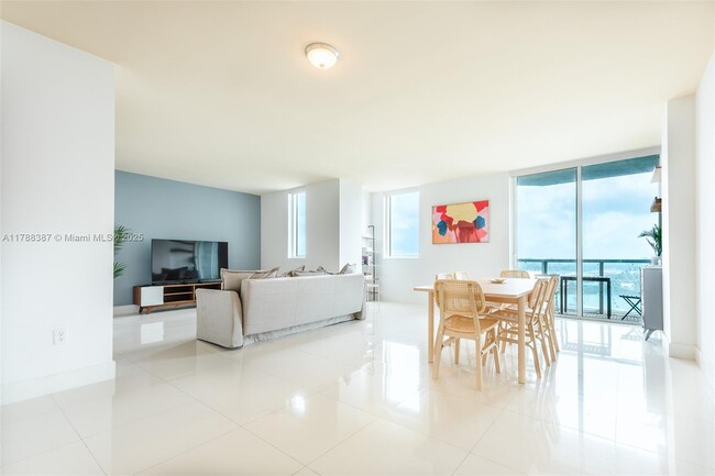 Building Photo - 244 Biscayne Blvd