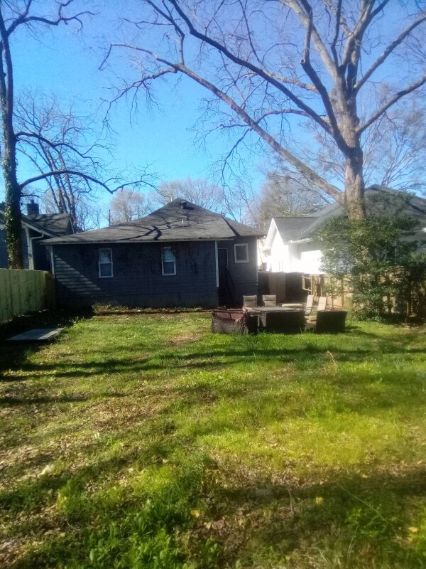 Building Photo - 1081 Arlington Ave SW