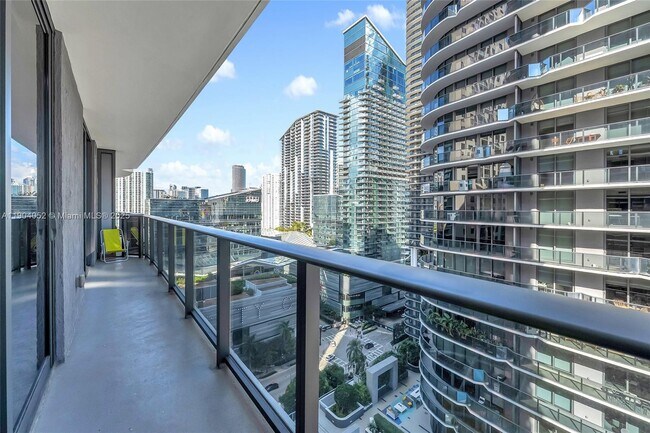 Building Photo - 55 SW 9th St