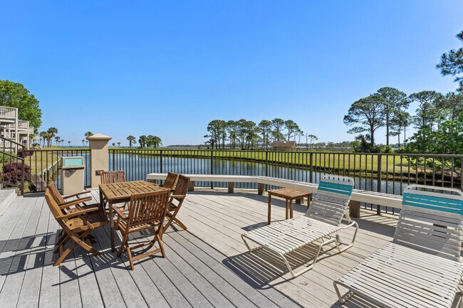 Building Photo - 814 Harbour Point Dr