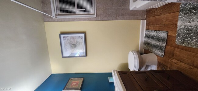 Building Photo - 1 br, 1 bath Duplex - 1816 Nova Ave ROOM F...