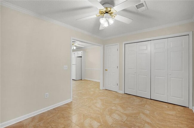 Building Photo - 509 Mt Vernon Dr