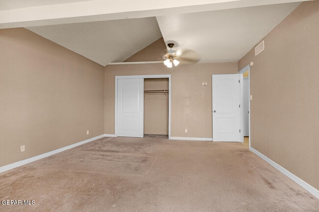 Building Photo - 12249 Delacroix Dr