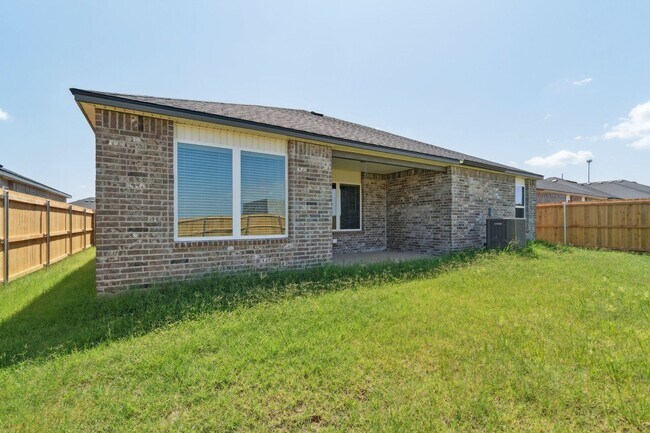 Building Photo - Edmond Rental