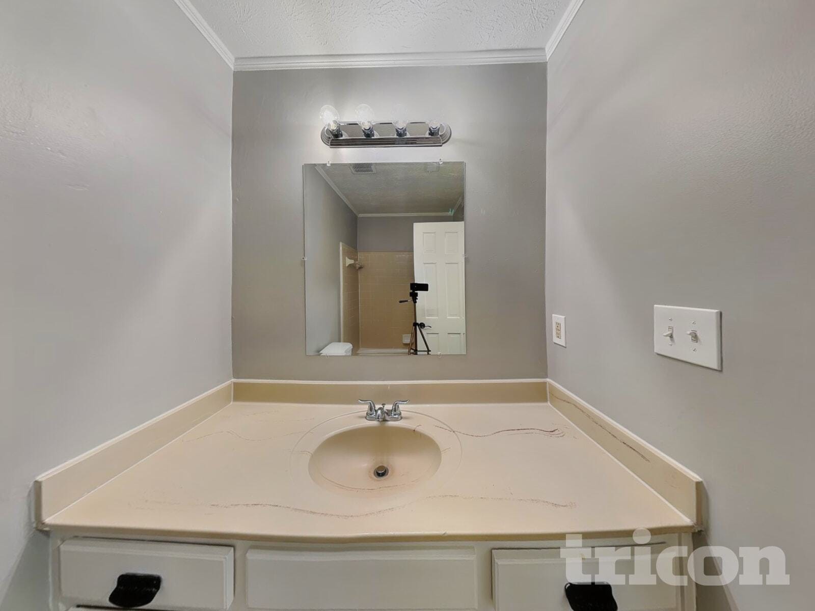 Building Photo - 125 Tanglewood Dr