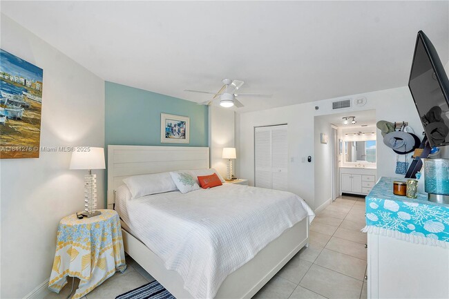 Building Photo - 6767 Collins Ave