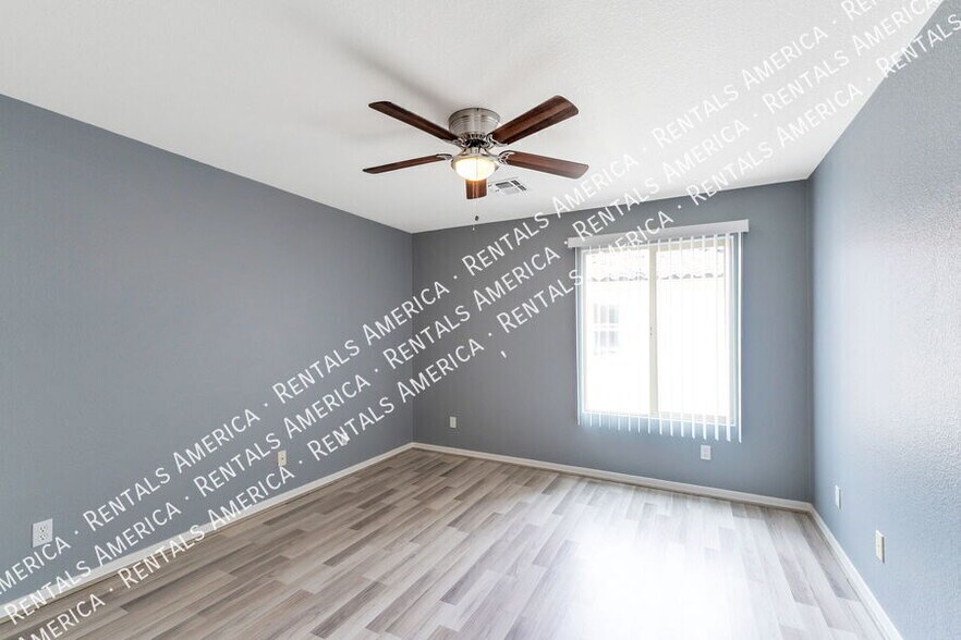 Building Photo - 12936 N Salt Cedar Dr