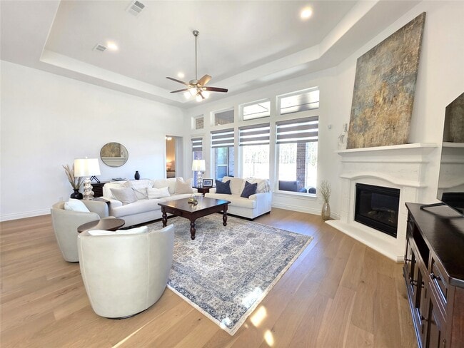 Building Photo - 22045 Gateway Arch Dr