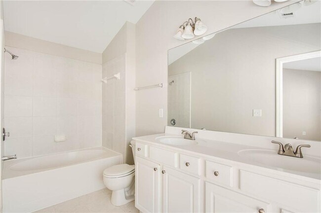 Building Photo - 1305 Greychurch Way