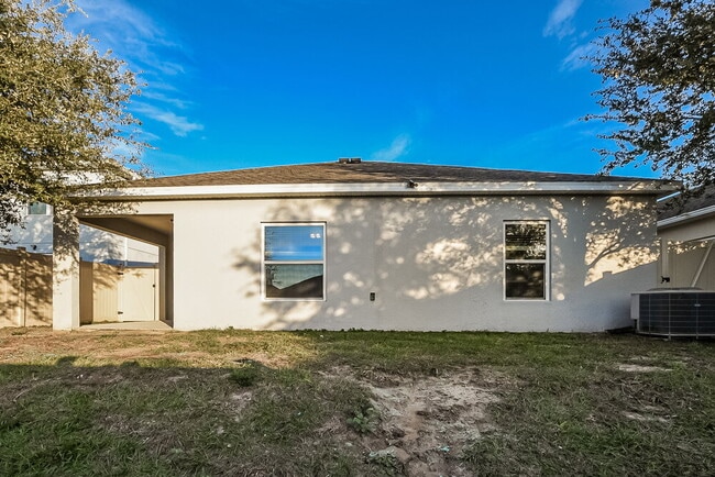 Building Photo - 9808 Kinmore Dr