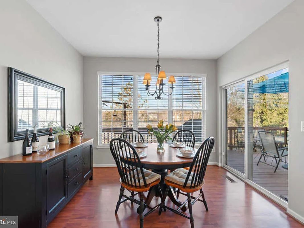 Building Photo - 47326 Sterdley Falls Terrace