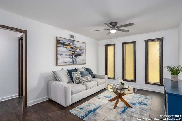 Building Photo - 1015 Cerro Alto Dr