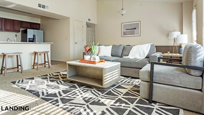 Building Photo - 2700 N 7th St