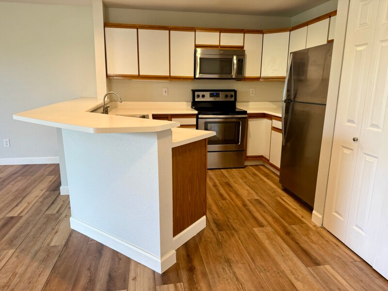 Building Photo - 33 S Boulder Cir