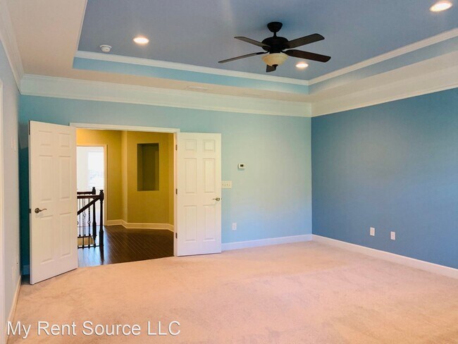 Building Photo - 3 br, 2.5 bath House - 2537 Josselyn Lane SE