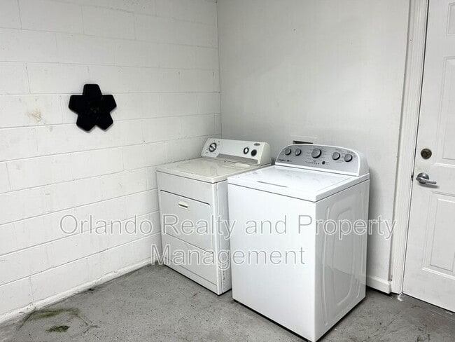 Building Photo - 3186 Whooping Crane Run