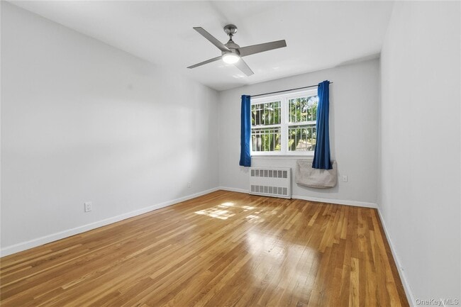 Building Photo - 59-17 Kissena Blvd