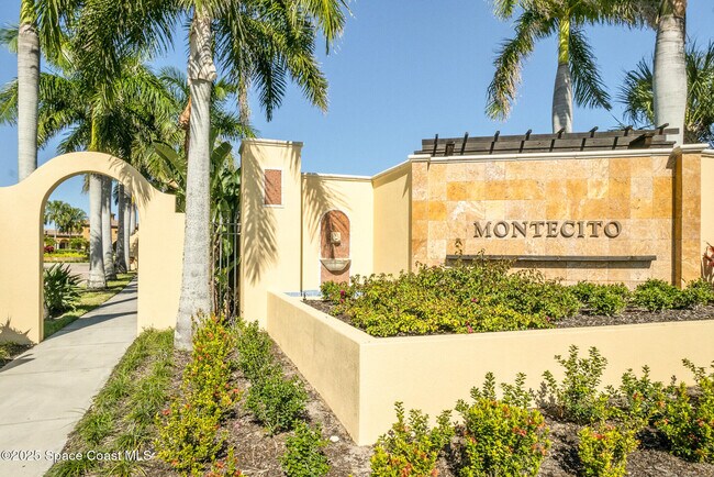 Building Photo - 724 Carlsbad Dr
