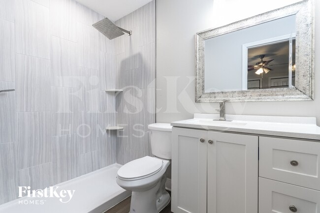 Building Photo - 2004 Cecile St