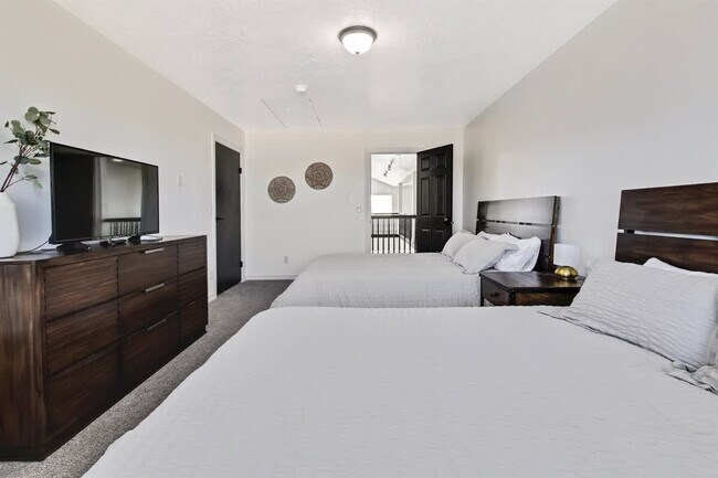 Building Photo - 4611 S Merrivale Pl