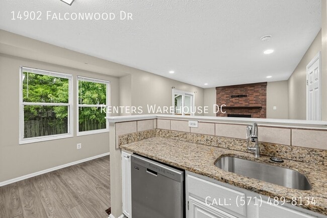 Building Photo - 14902 Falconwood Dr