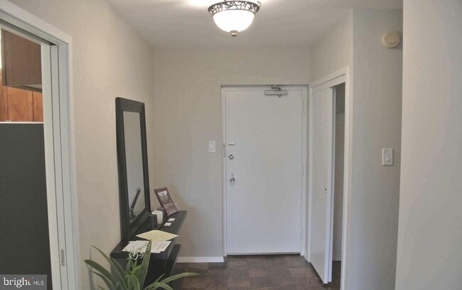 Building Photo - 5500 Friendship Blvd