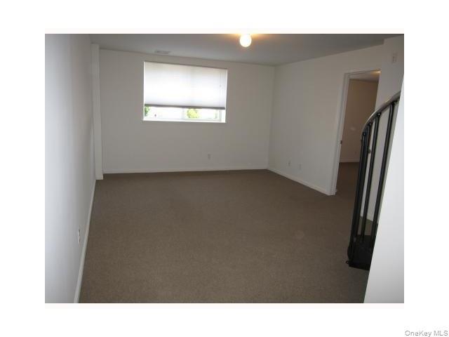 Building Photo - 25 College Ave