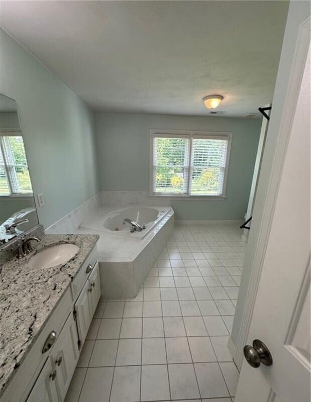 Building Photo - 914 Keeling Dr