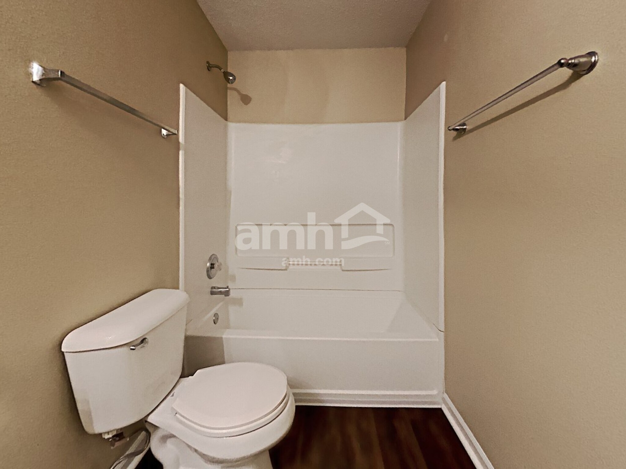 Building Photo - 1545 Fortner Dr